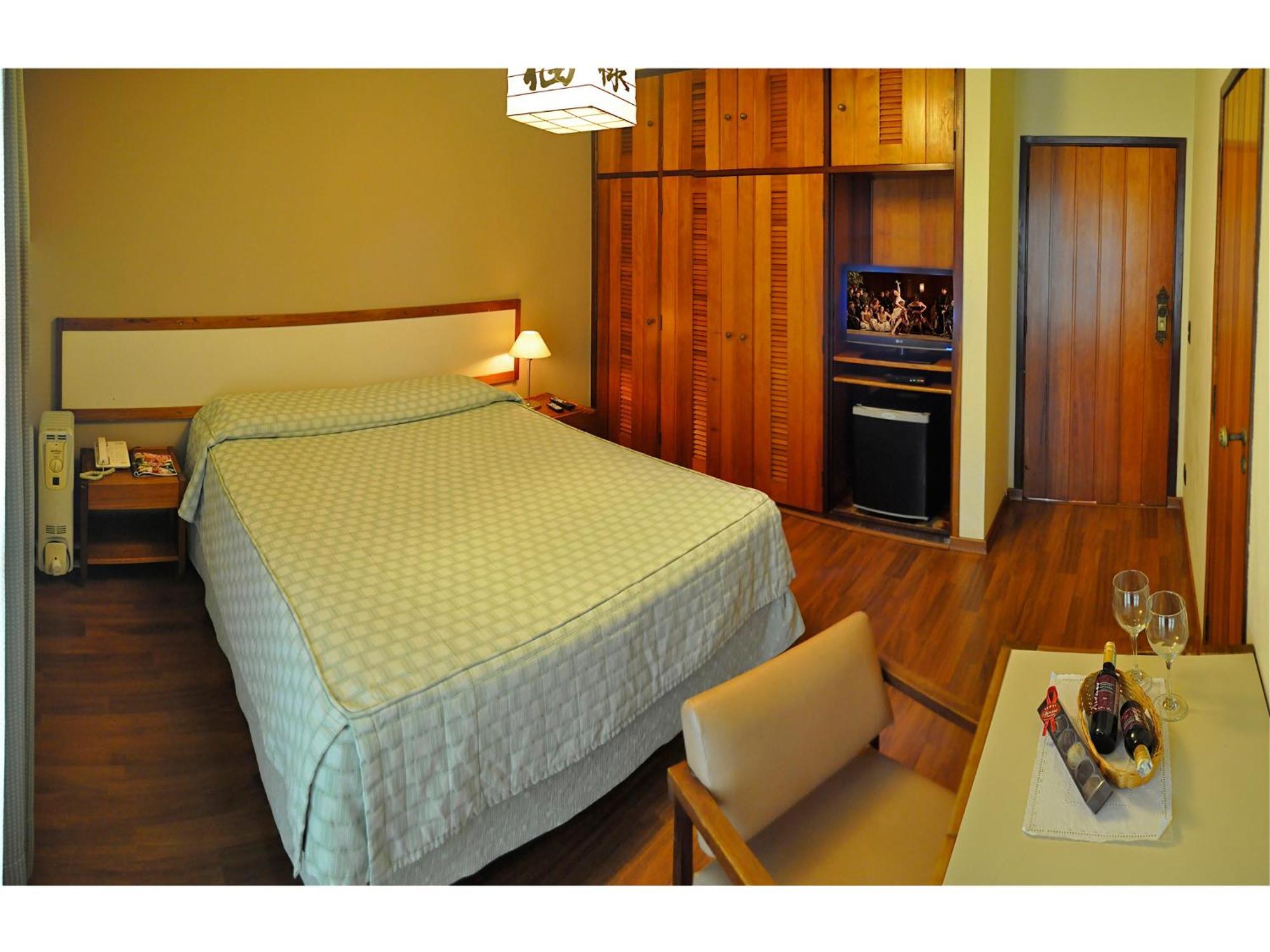 Double Deluxe Room,63373015:JPEG